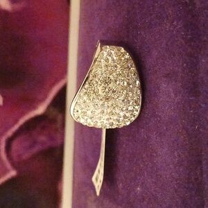 2111585-15.  Beautiful Genuine White Austrian Crystal Ring in Stainless Steel